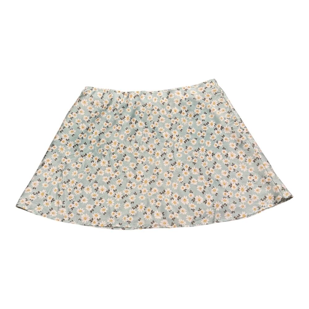 No Boundaries Blue Daisy Print Mini Skirt Size Large (11-13) Spring Summer